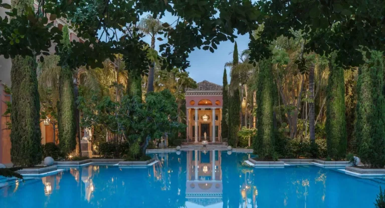 anantara_villa_padierna_pool1_1920x1037